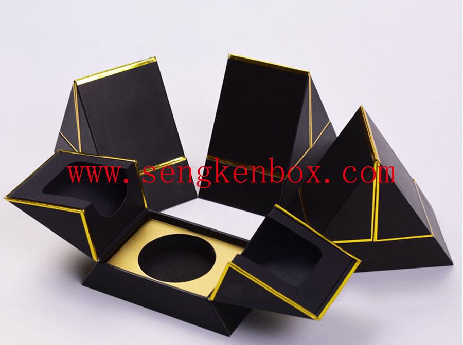 Feature Design Paper Gift Box