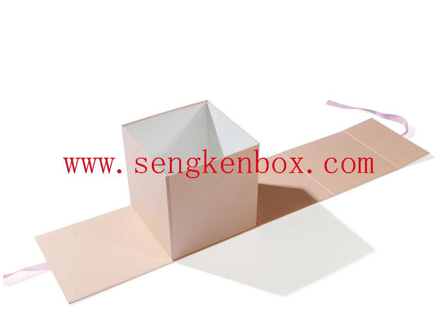 Magnetic Lid Paper Gift Box