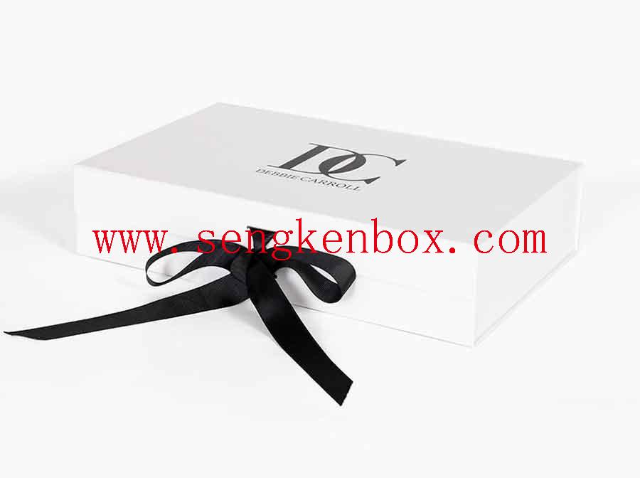 White Matte Magnetic Paper Packing Case