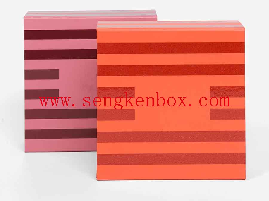 Closure Magnetic Paper Packing Case