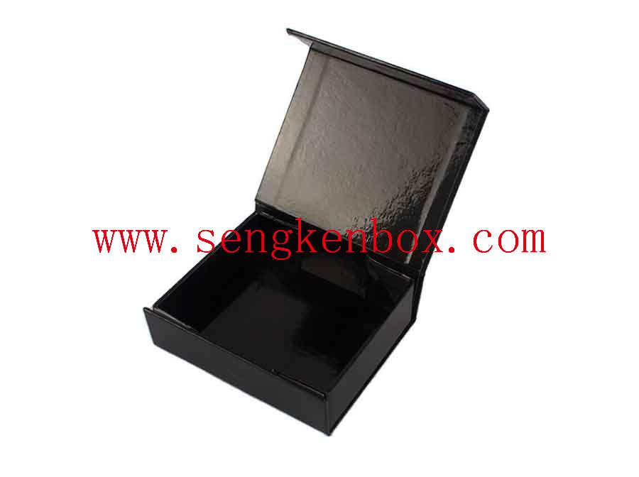 Smooth Surface Paper Gift Box