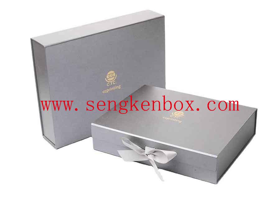 Magnetic Clothing Paper Box