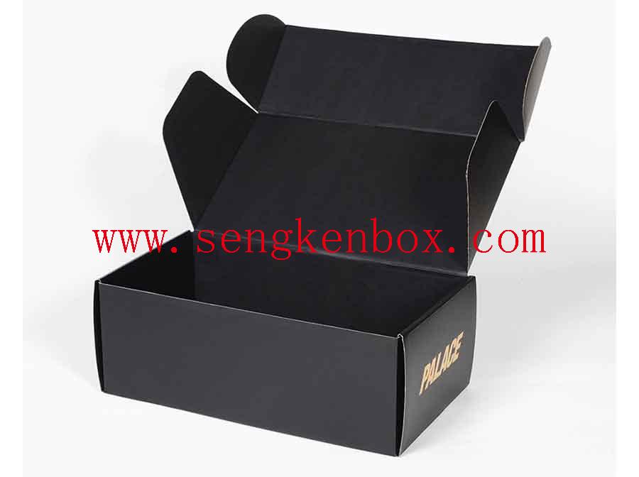 Customized Colored Shipping Clothes Mailer Pape Box