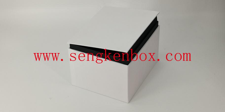Gift Box with Exquisite Design