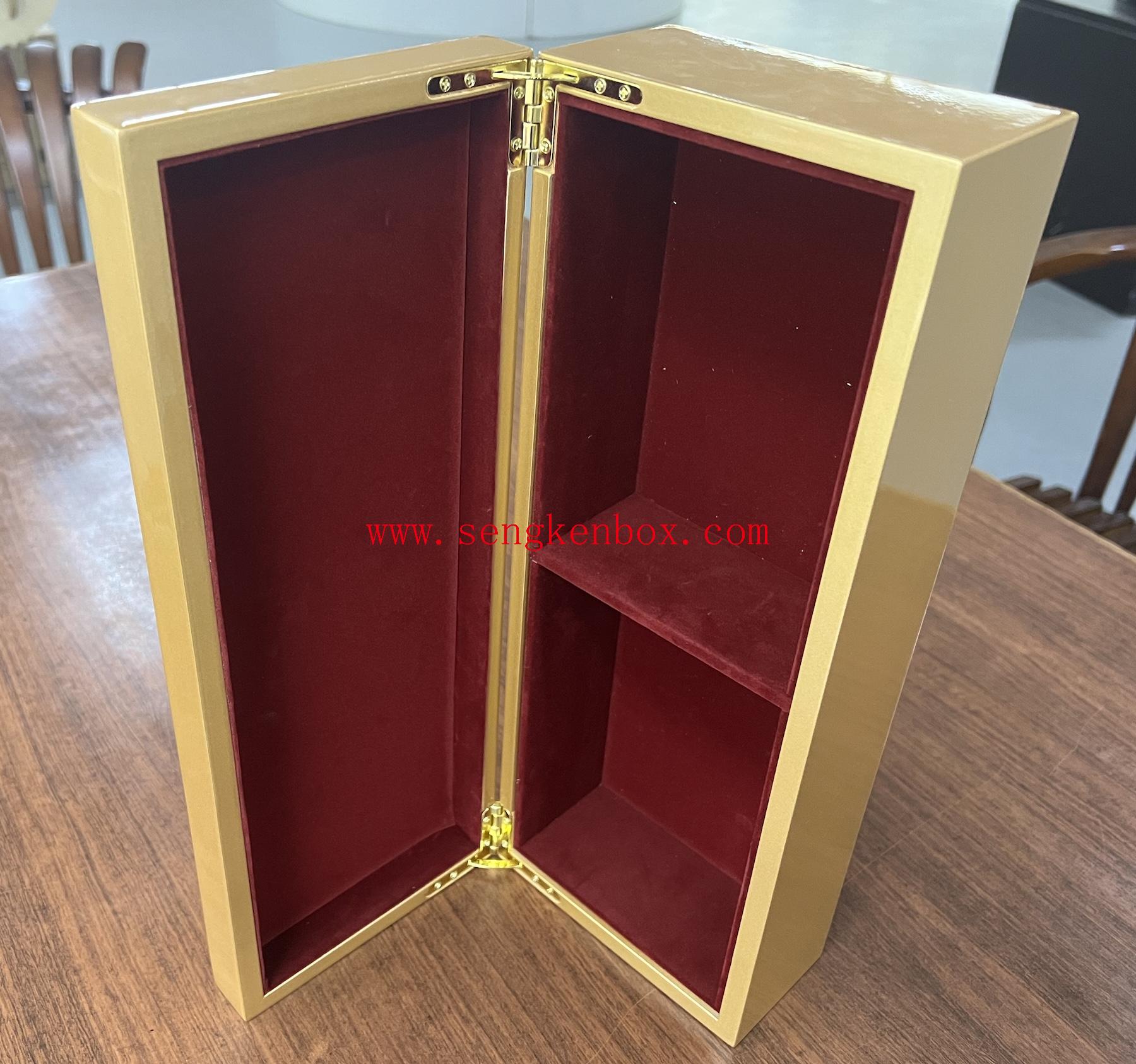 Gift Box with Two Dividers
