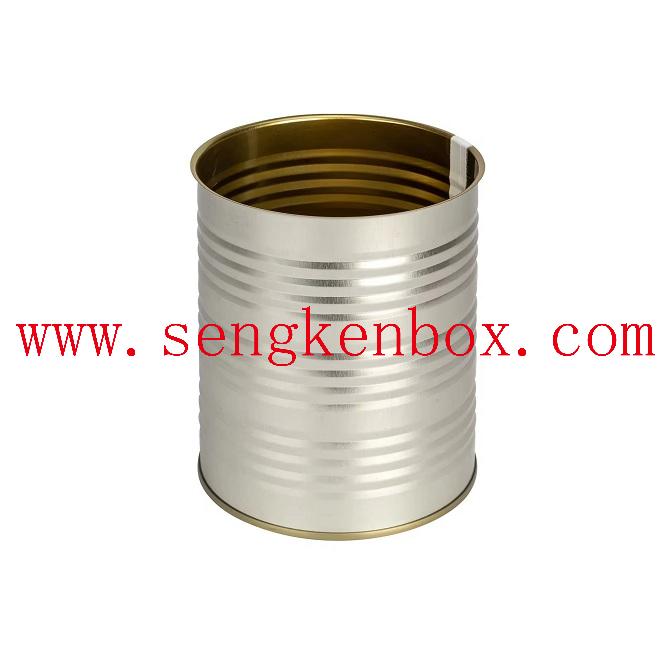 Tin cans for cake