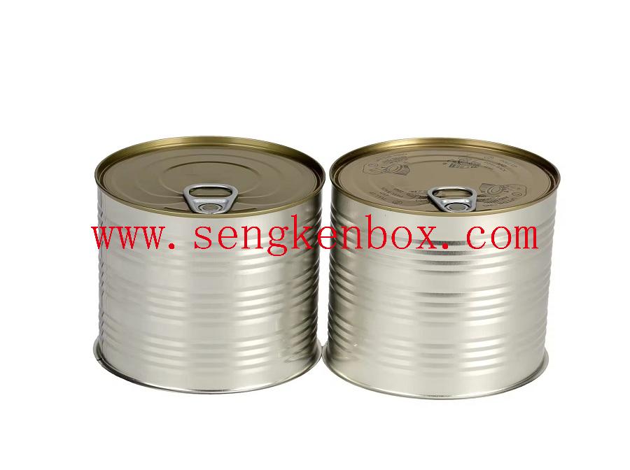 Empty storage metal aluminum tin can