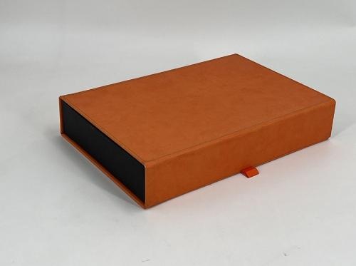 OEM and ODM High-end magnetic gift boxes For Sale