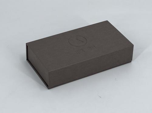 OEM and ODM Luxury magnetic gift box For Sale