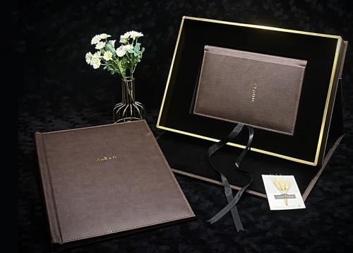 OEM and ODM Wholesale leather wedding album collection with ribbon gift box For Sale